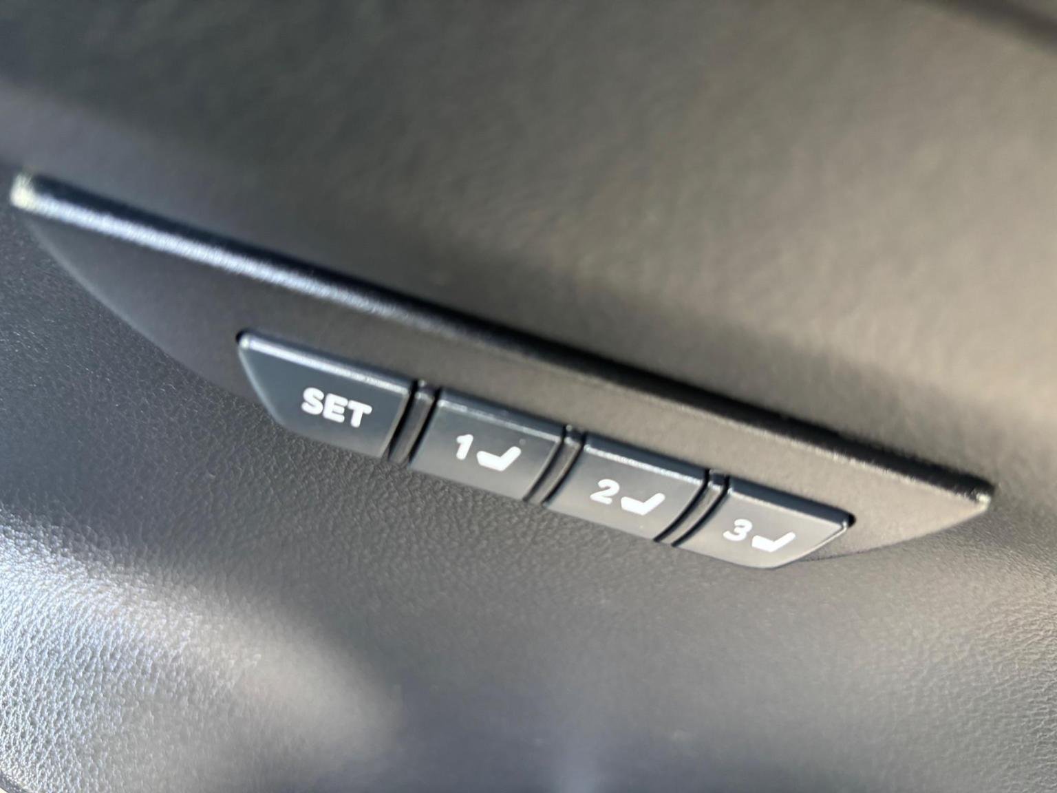 Lexus NX 300h
