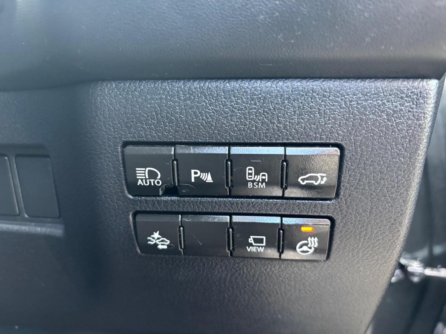 Lexus NX 300h