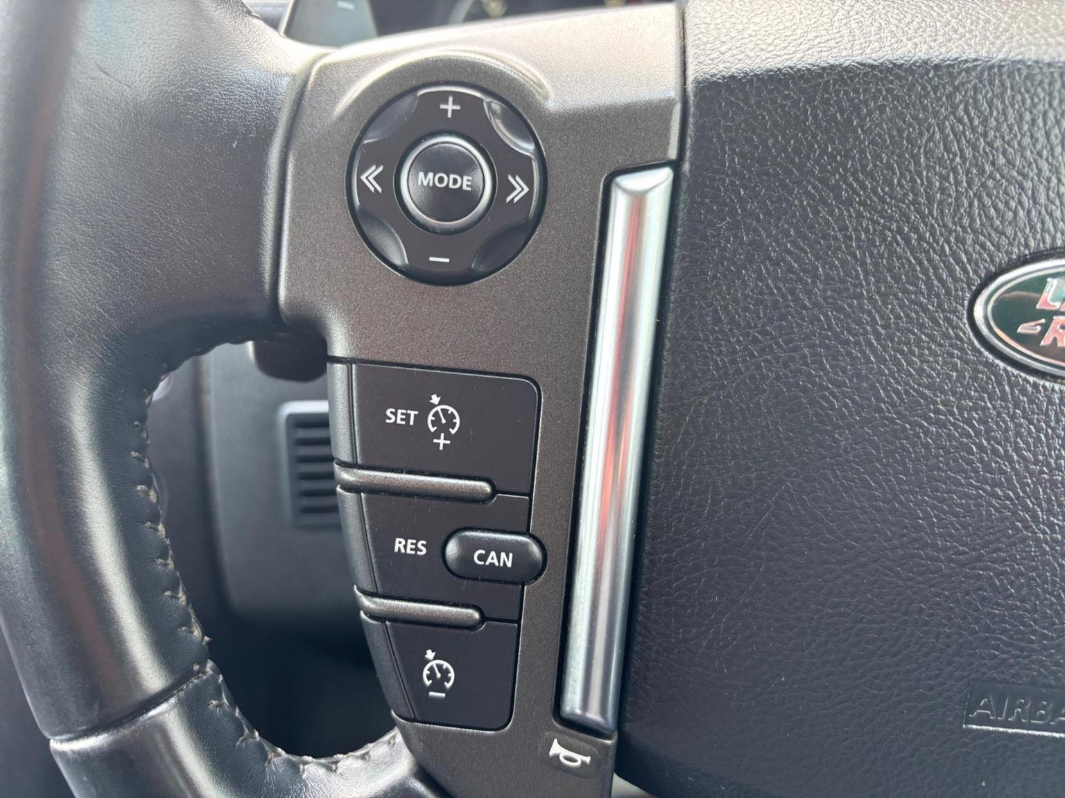 Land Rover Discovery 4