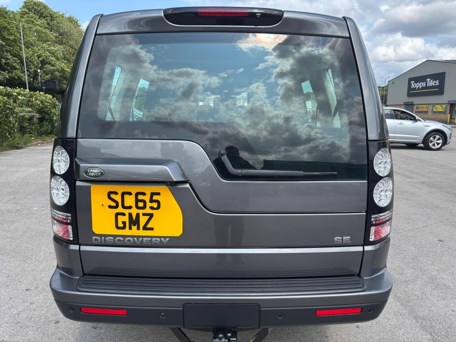 Land Rover Discovery 4