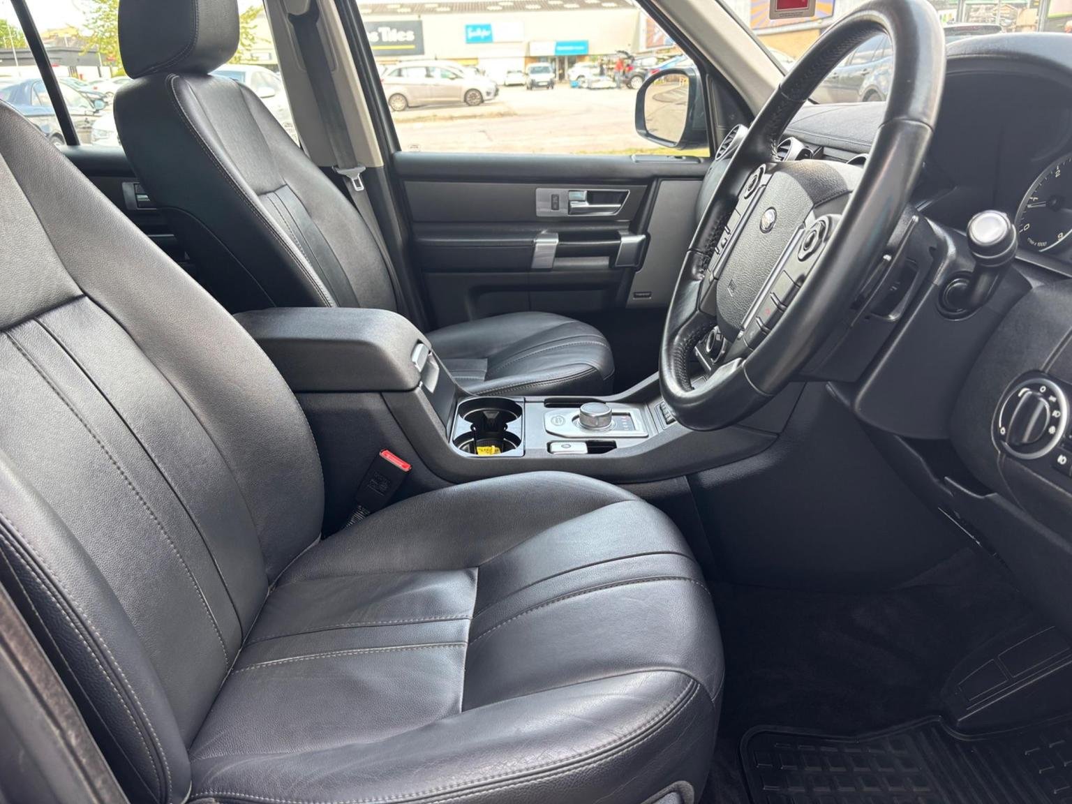 Land Rover Discovery 4