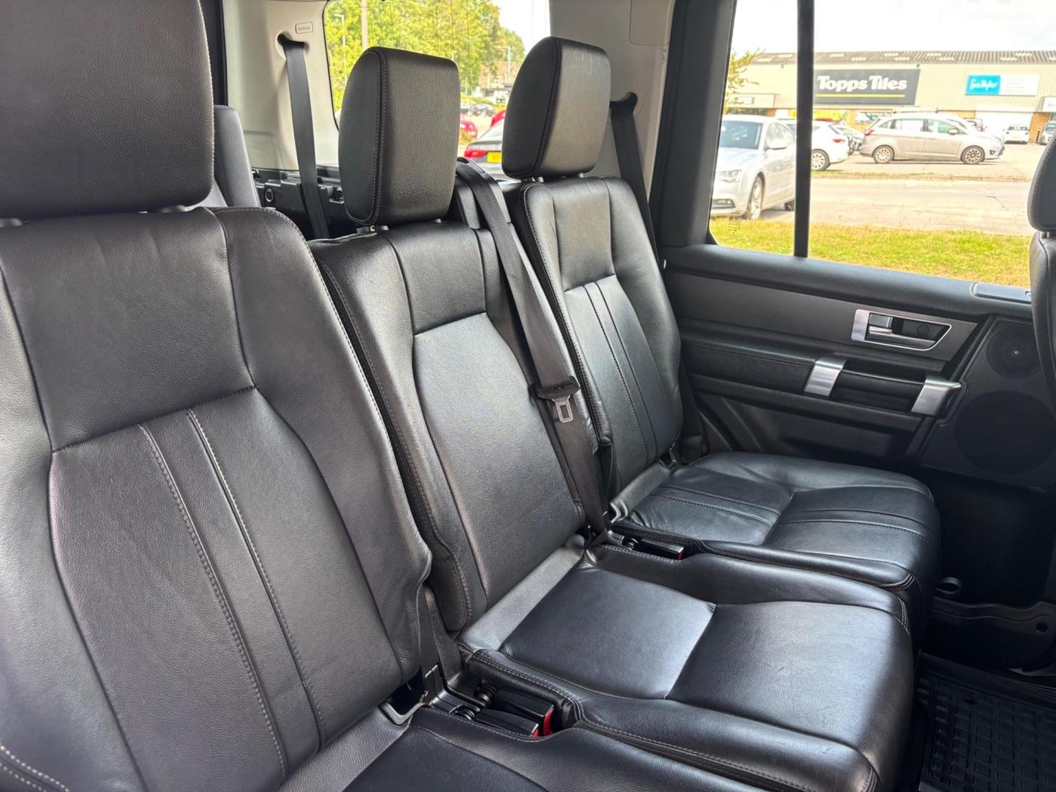 Land Rover Discovery 4