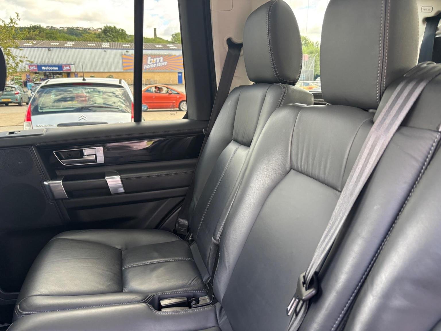 Land Rover Discovery 4