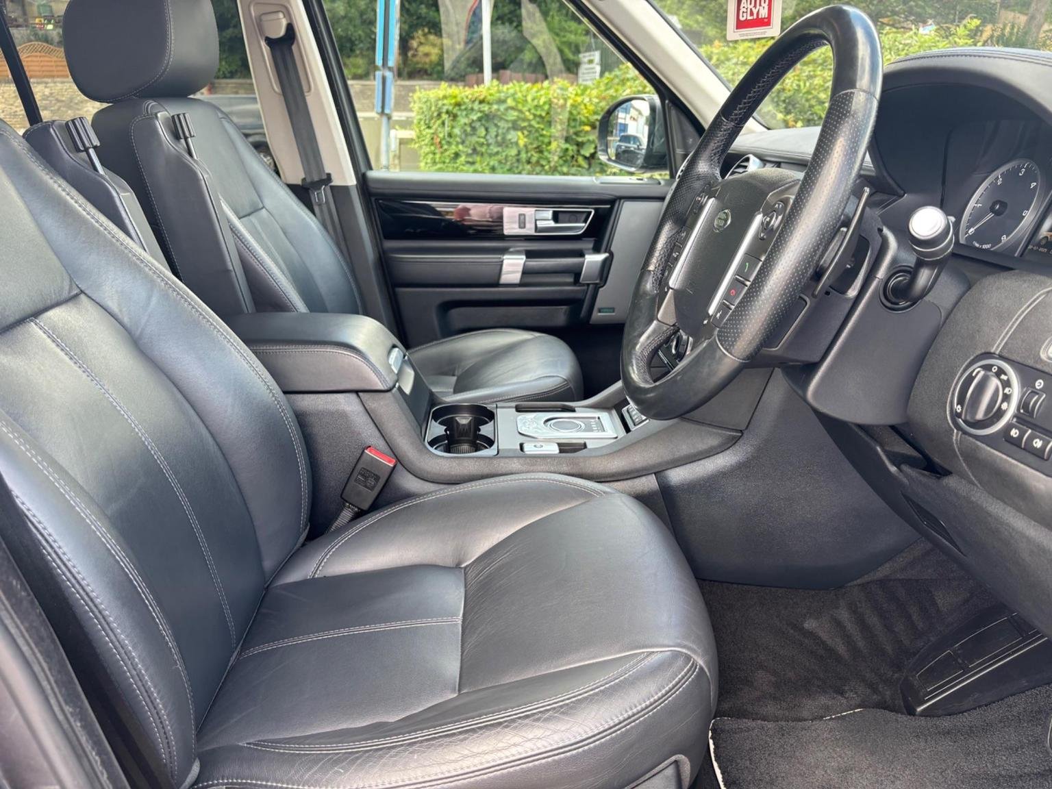 Land Rover Discovery 4