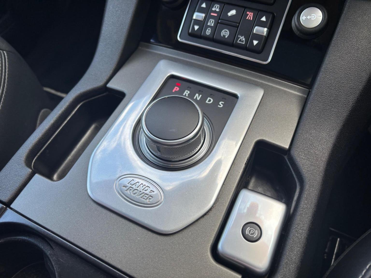 Land Rover Discovery 4