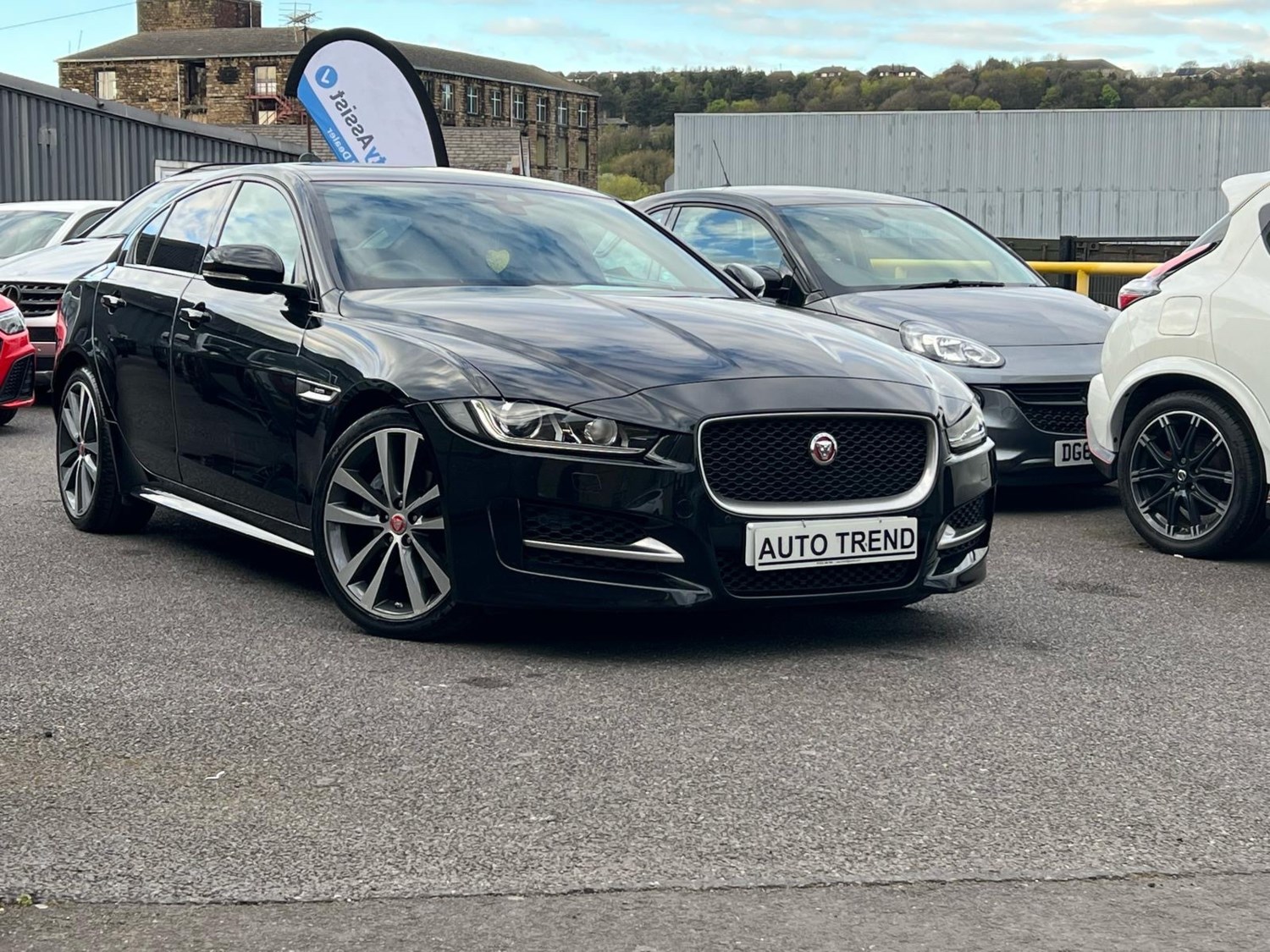 Jaguar XE