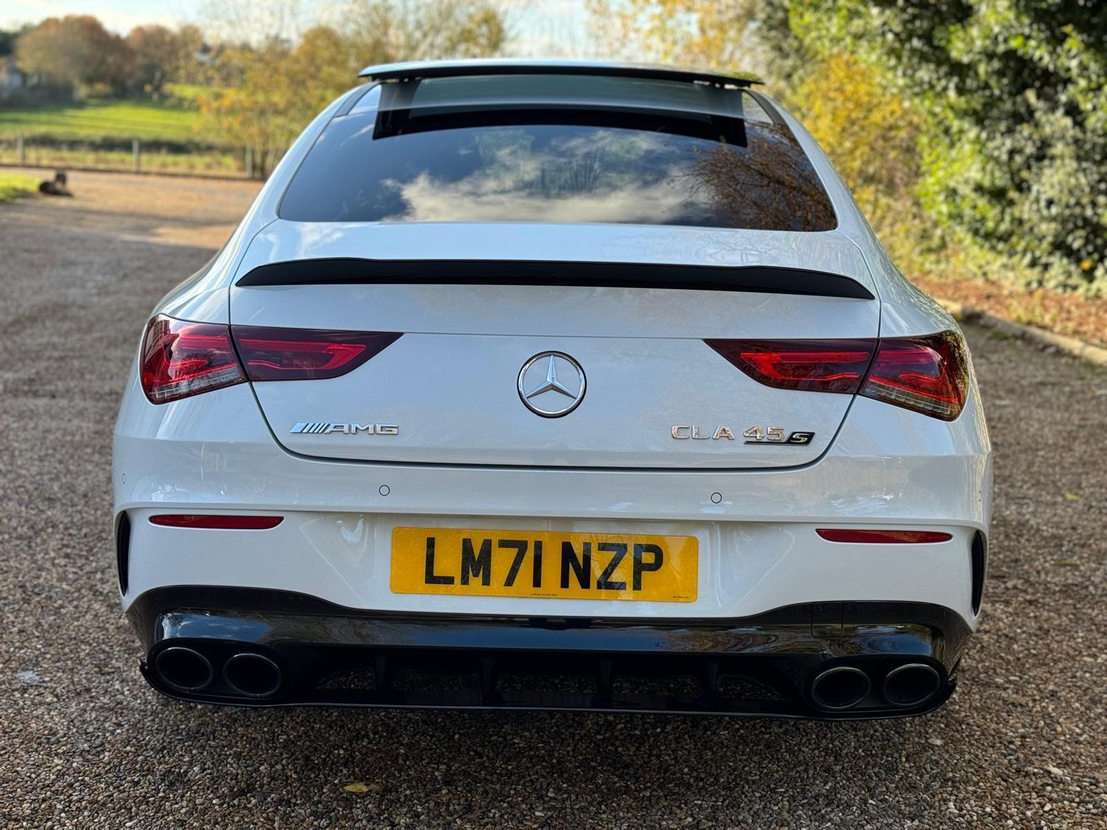 Mercedes Benz CLA