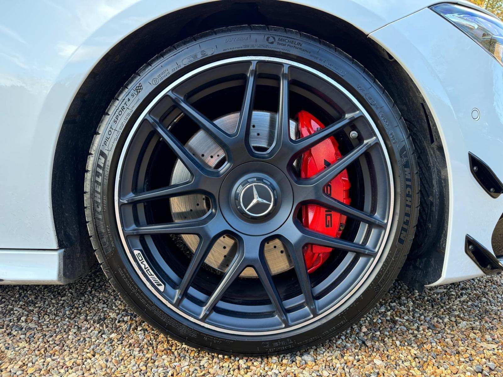 Mercedes Benz CLA