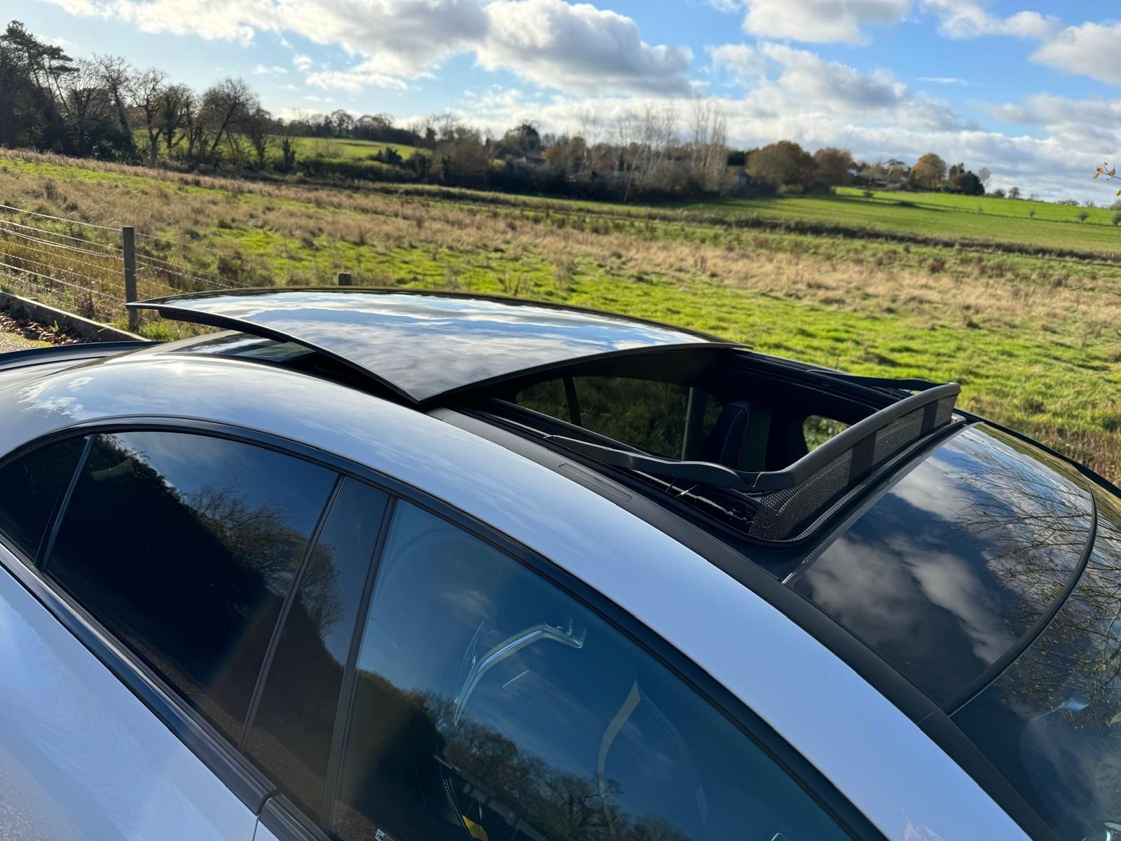 Mercedes Benz CLA