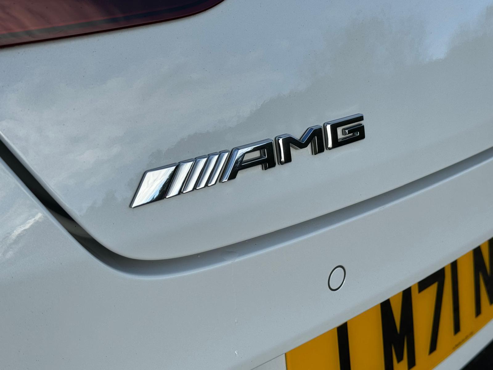 Mercedes Benz CLA