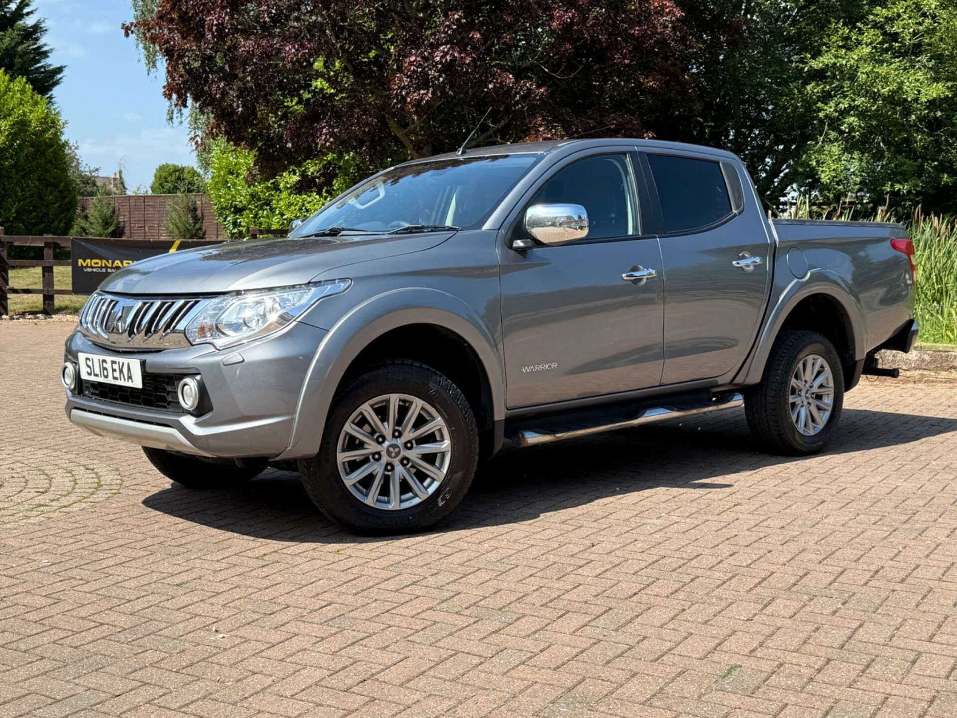 Mitsubishi L200