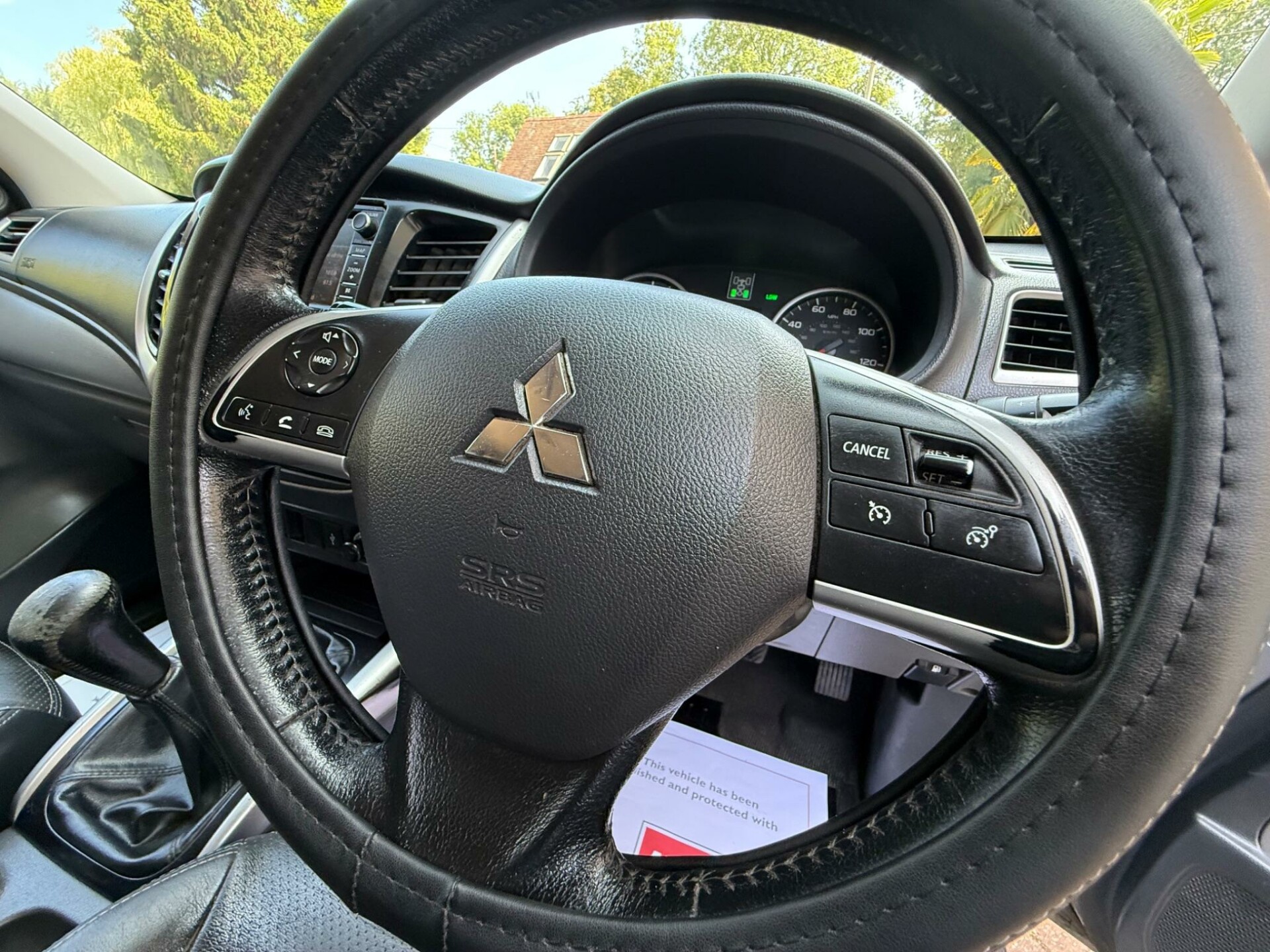 Mitsubishi L200