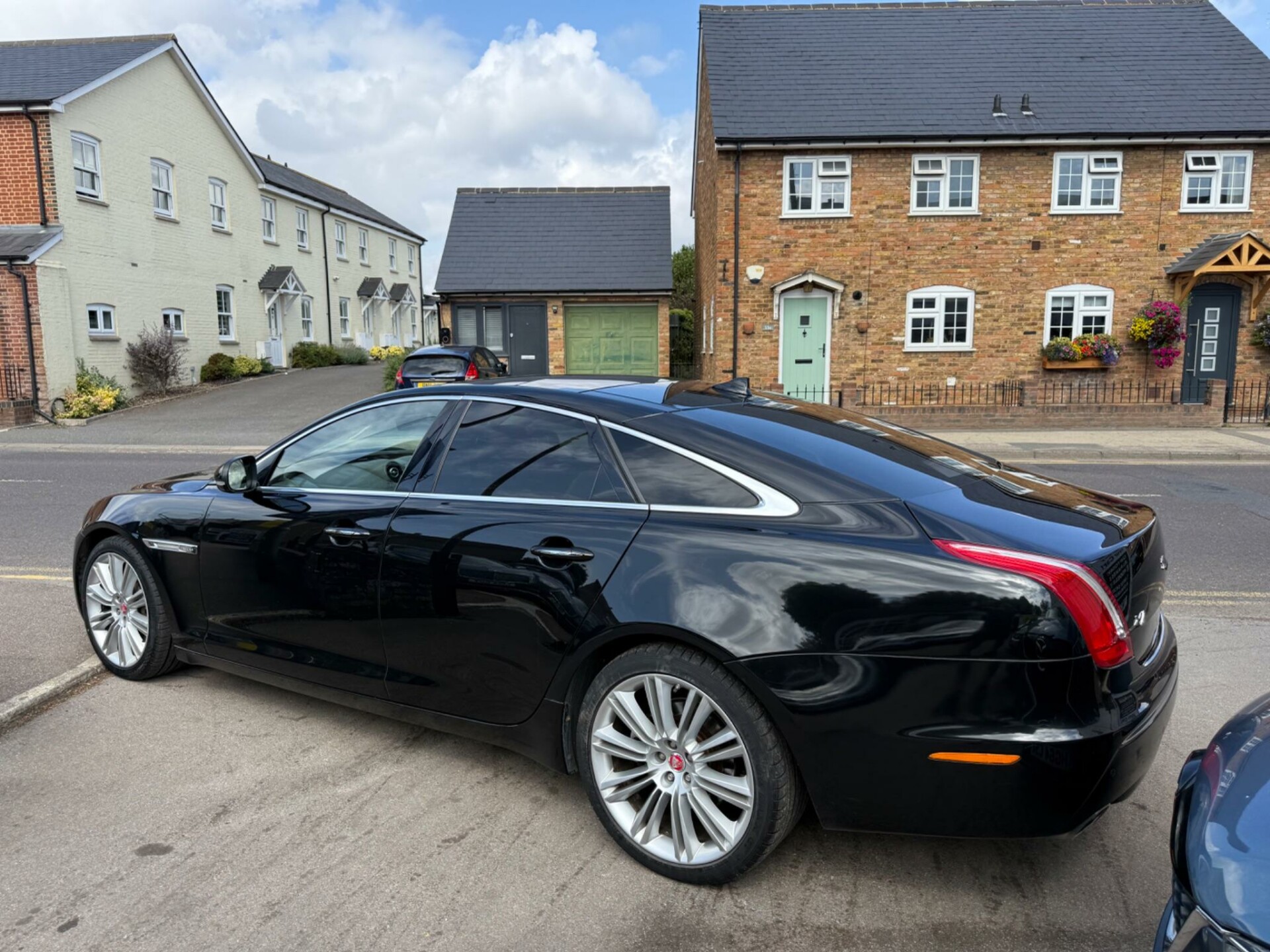 Jaguar XJ