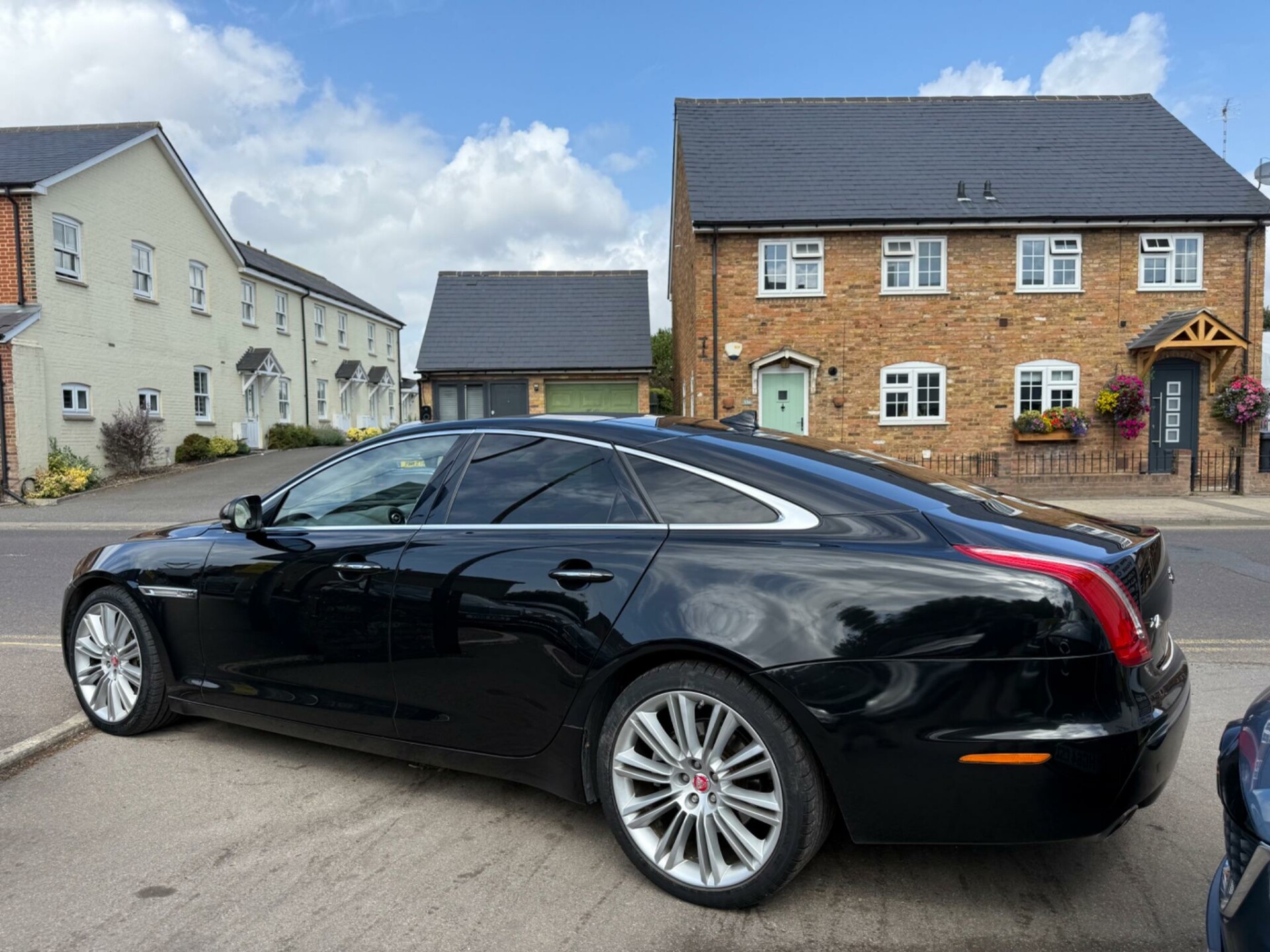 Jaguar XJ