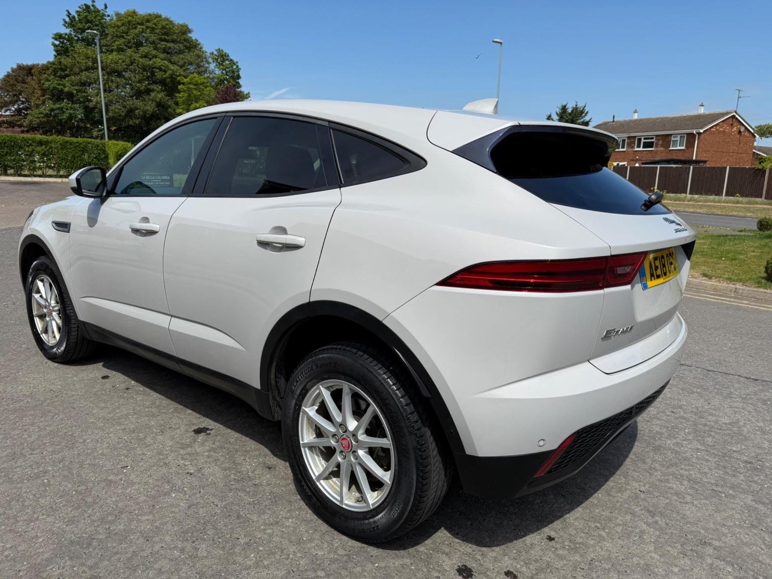 Jaguar E Pace