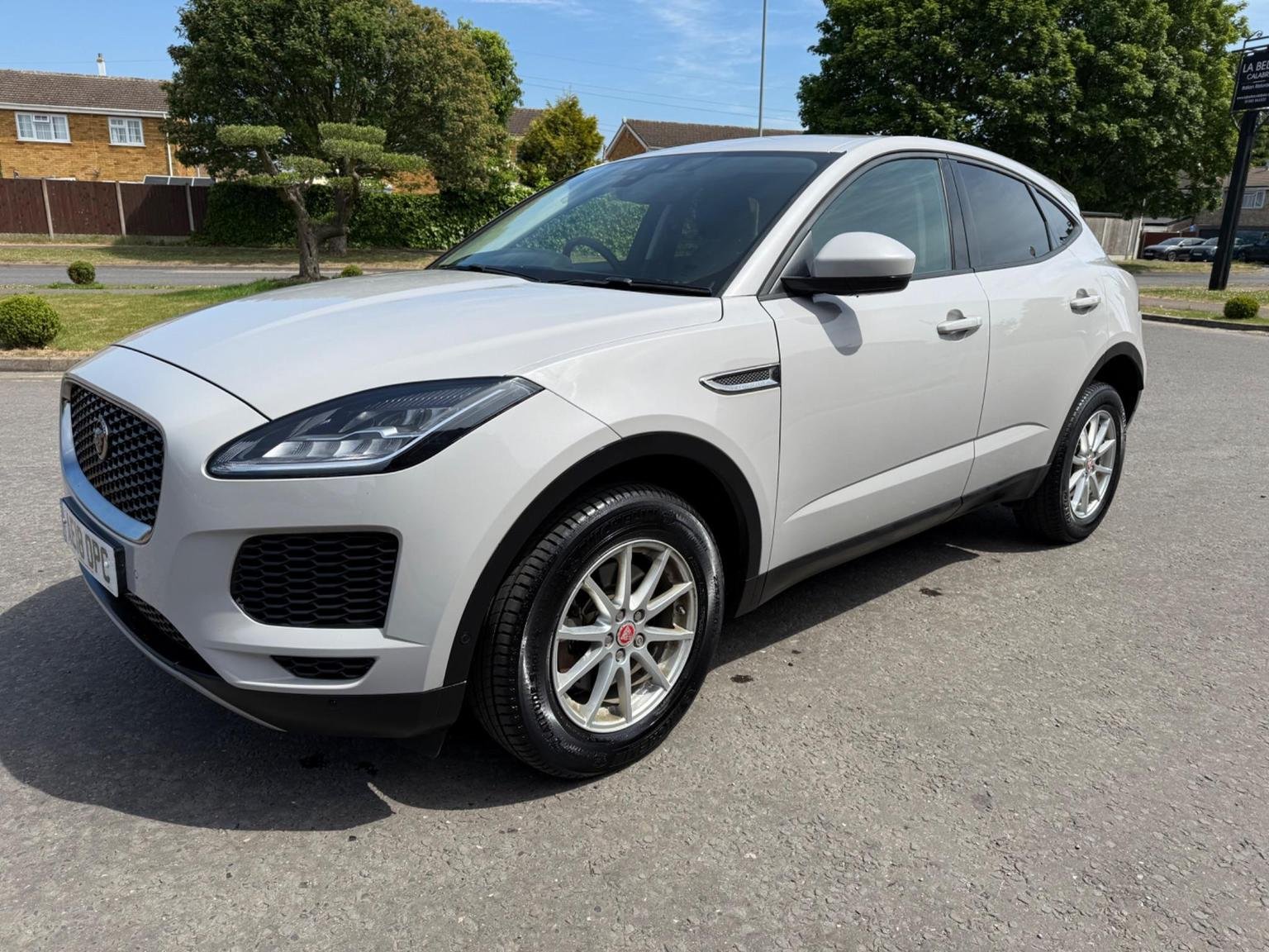 Jaguar E Pace