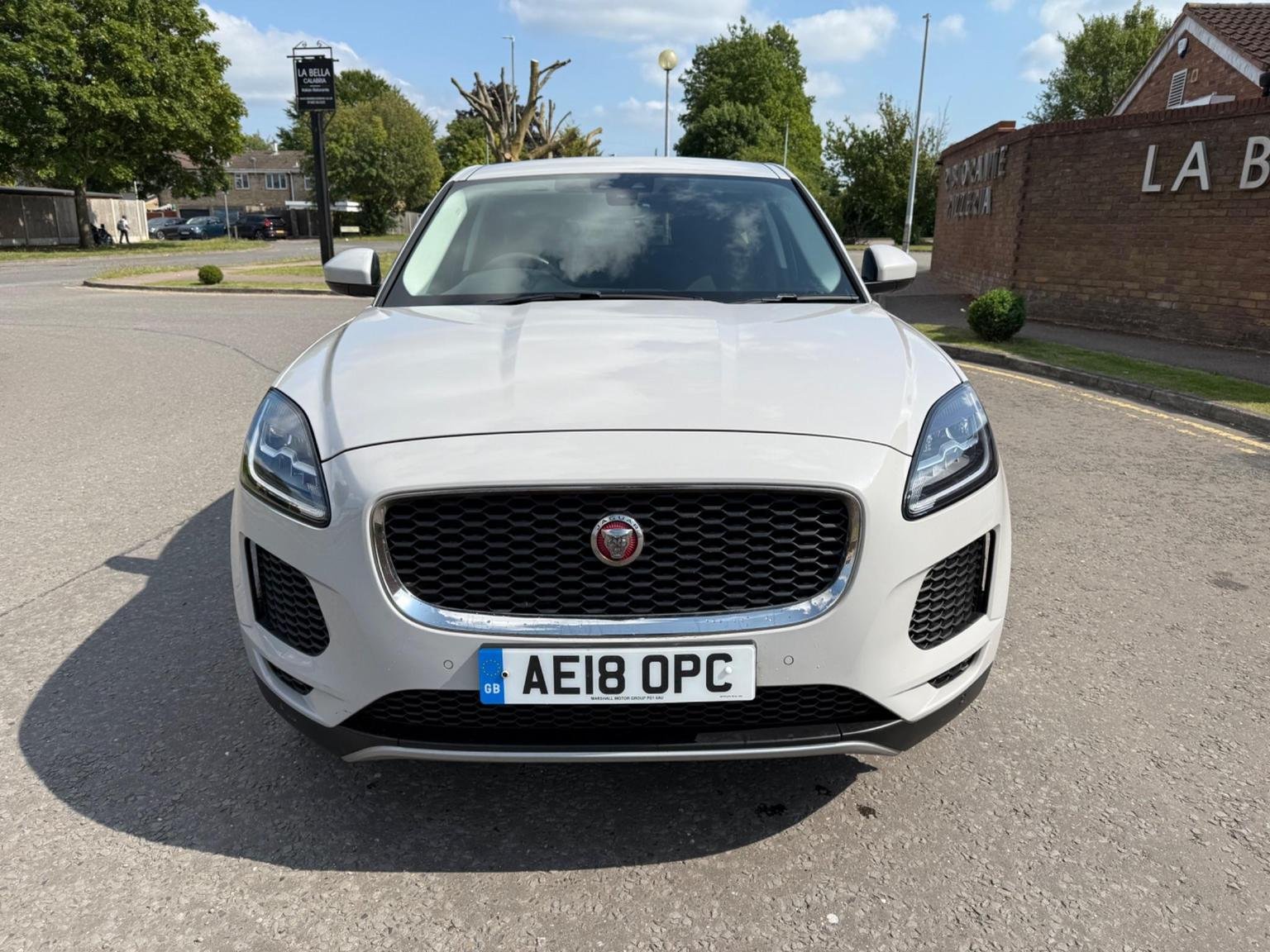 Jaguar E Pace