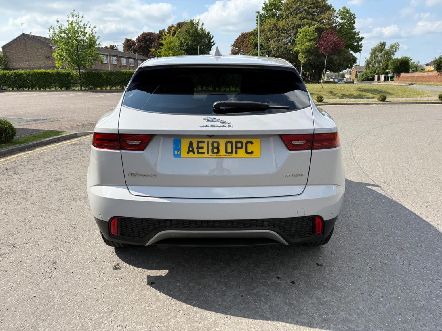Jaguar E Pace