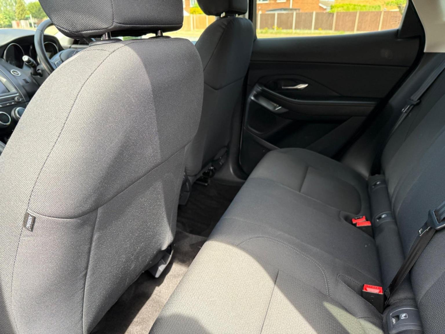 Jaguar E Pace