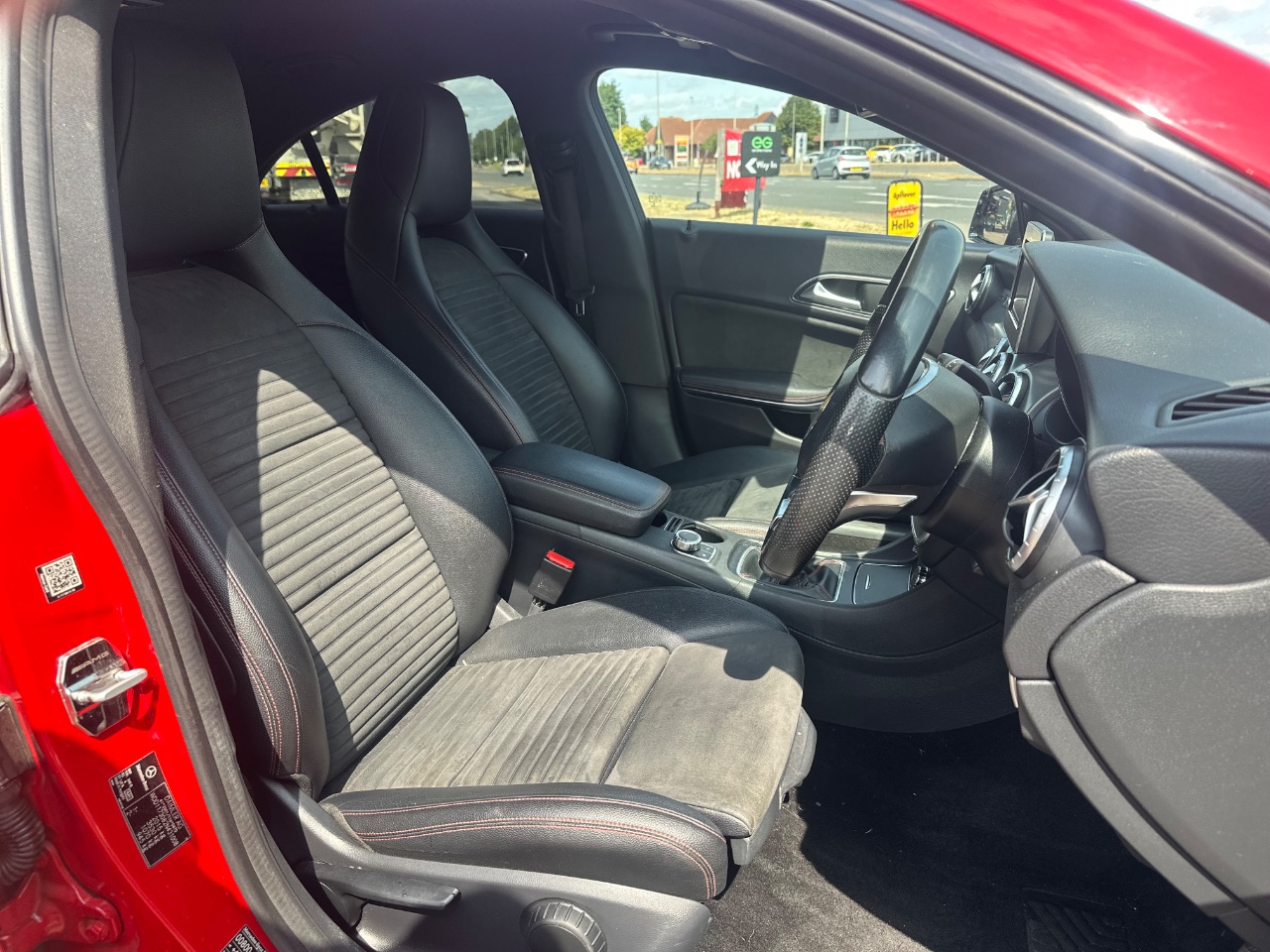 Mercedes Benz CLA