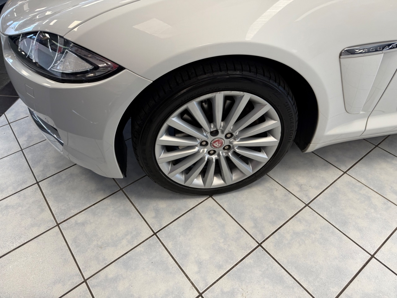 Jaguar XF