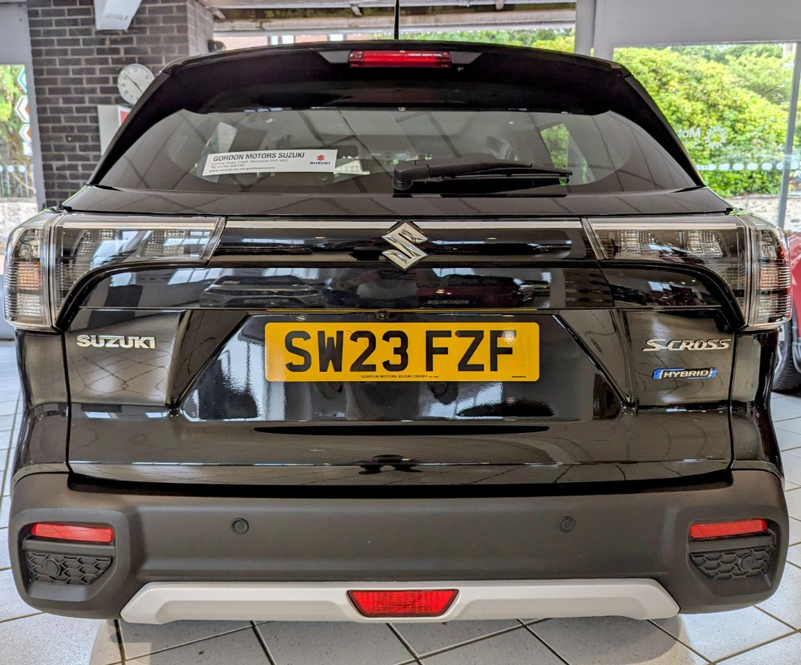 Suzuki S-Cross