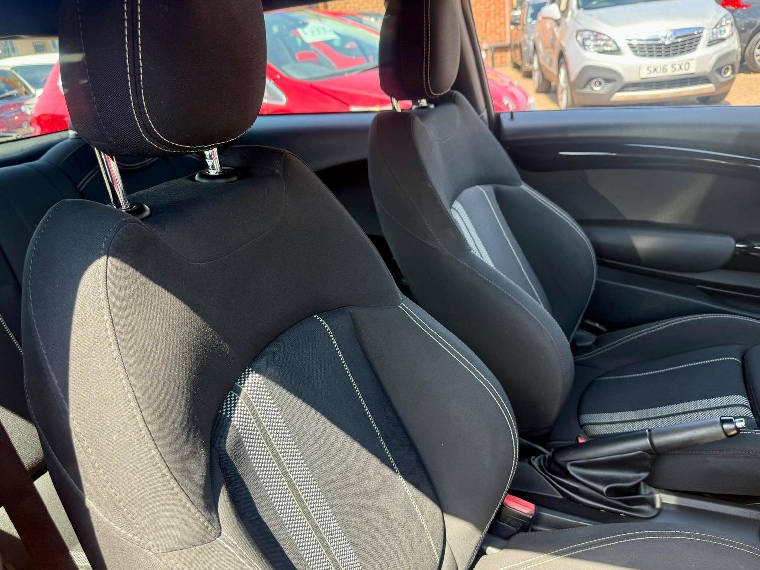 MINI Hatch