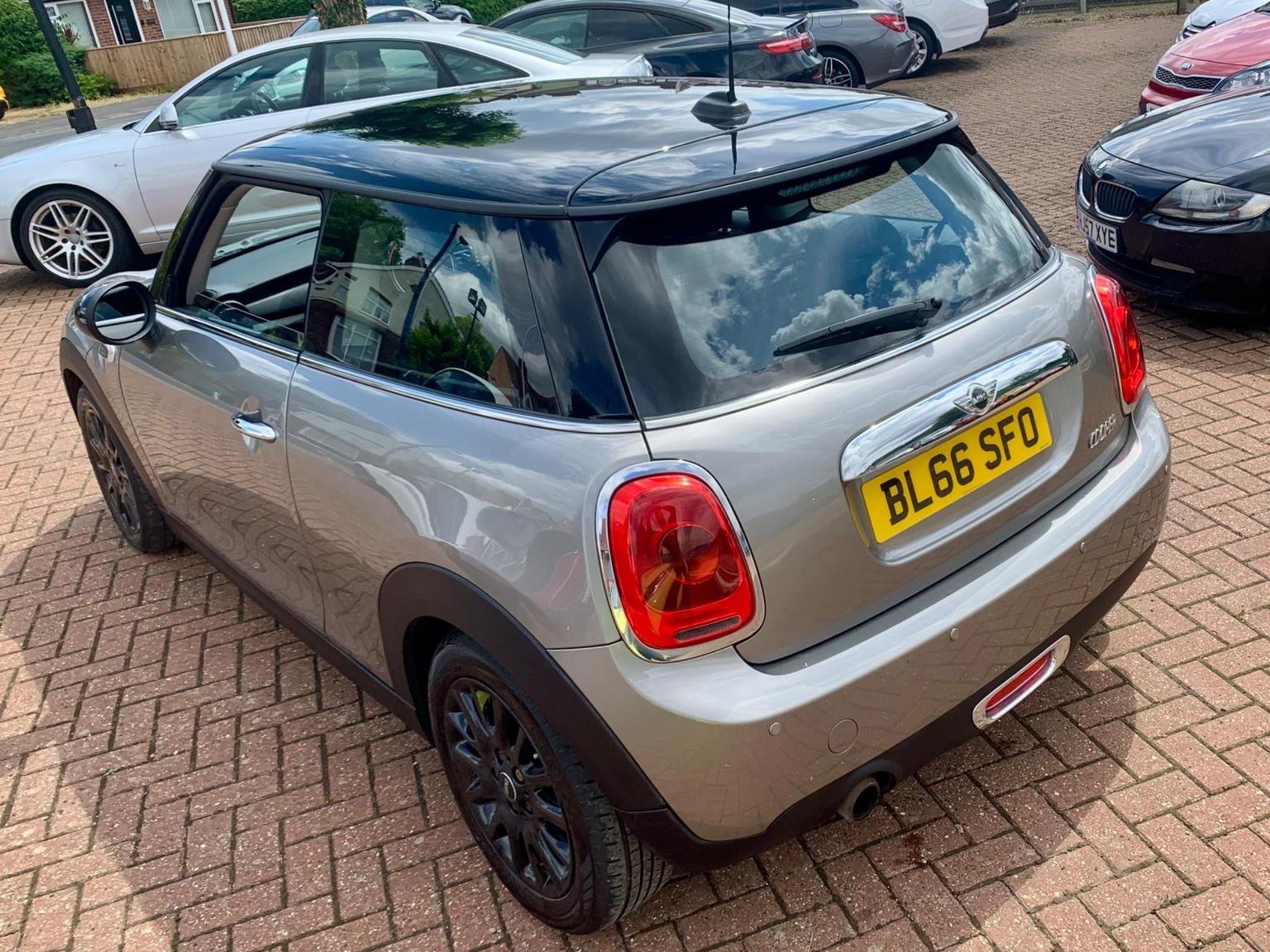 MINI Hatch