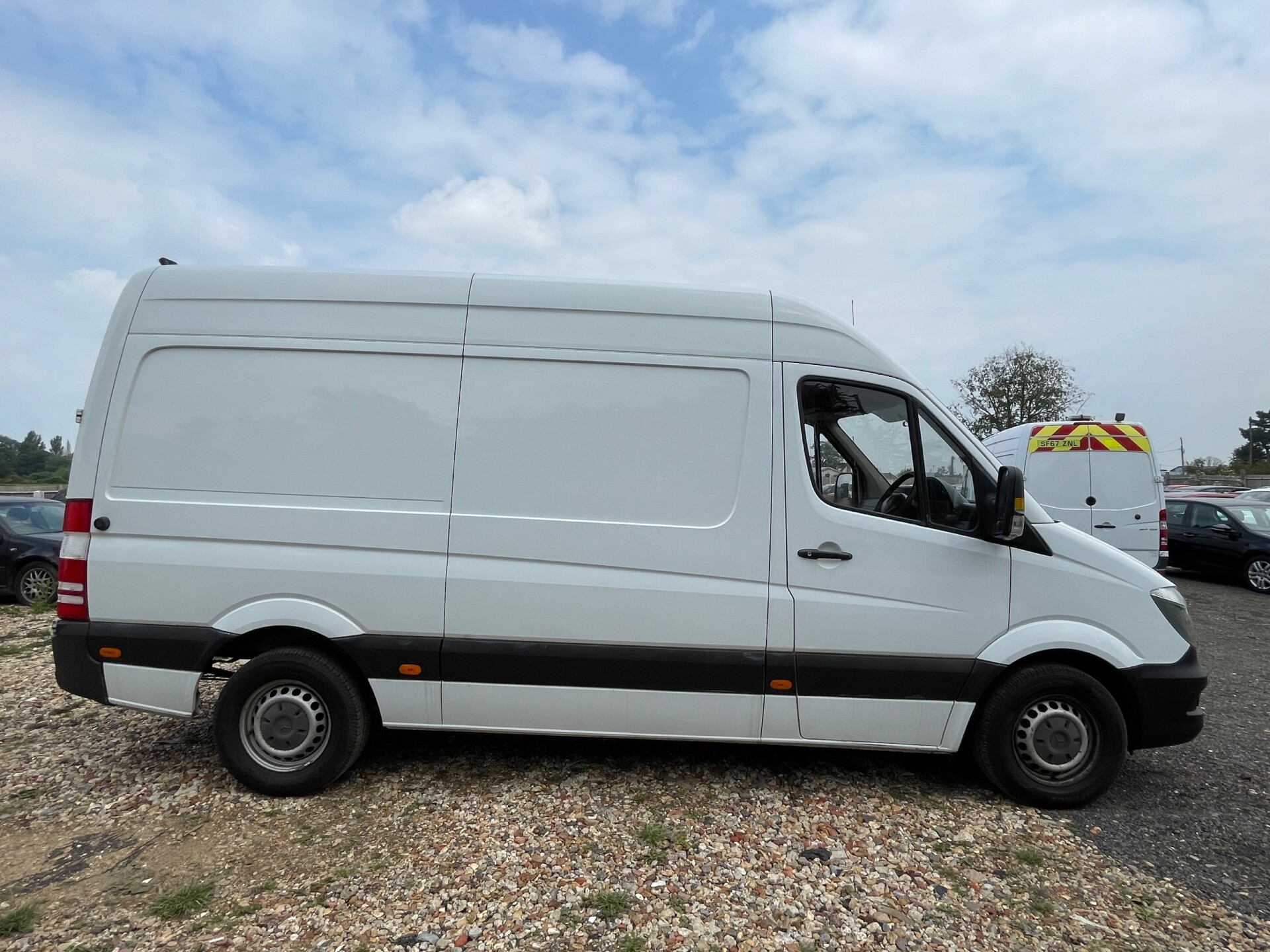 Mercedes Benz Sprinter