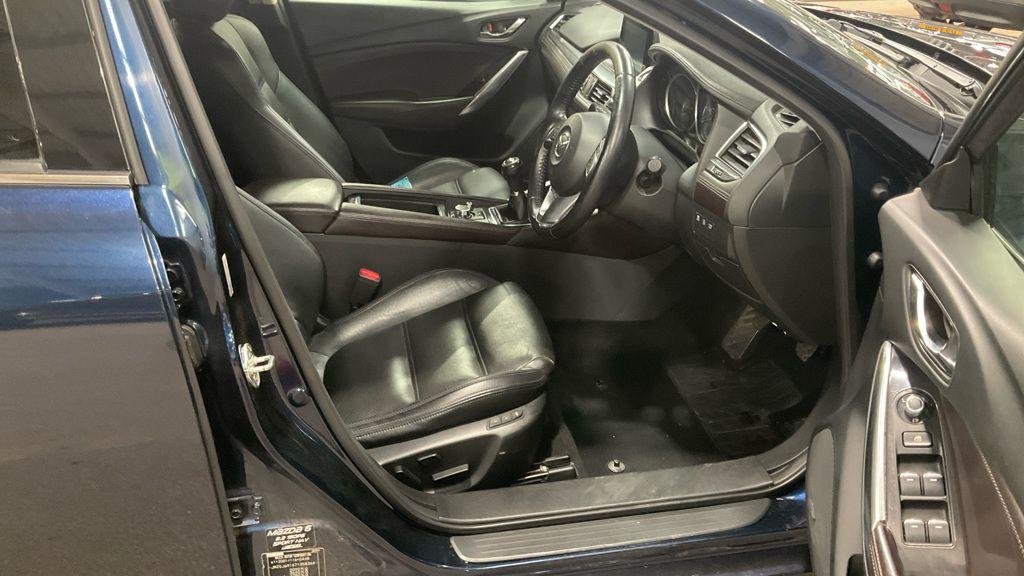 Mazda Mazda6