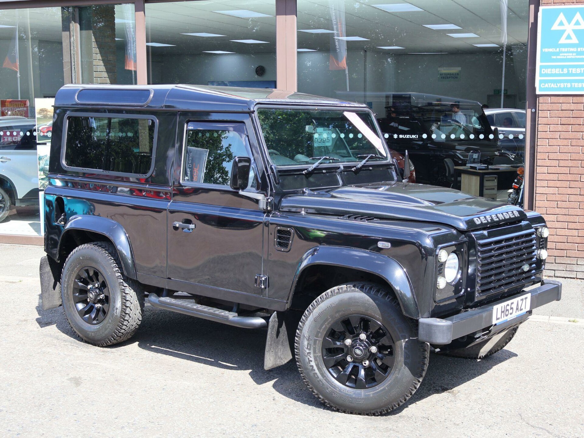 Land Rover 90