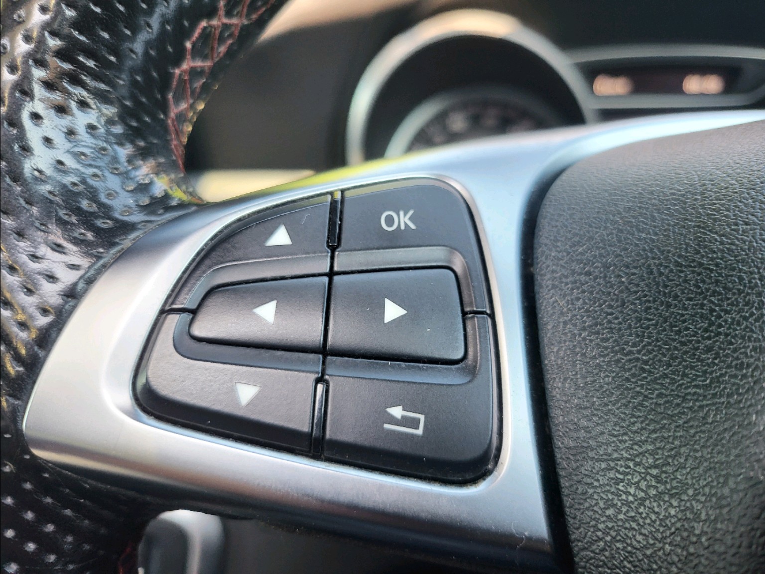 Mercedes Benz CLA