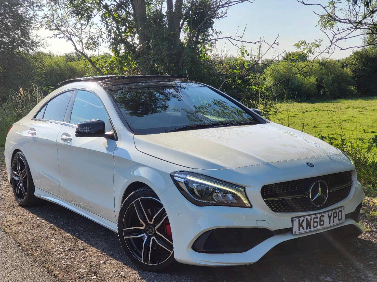 Mercedes Benz CLA