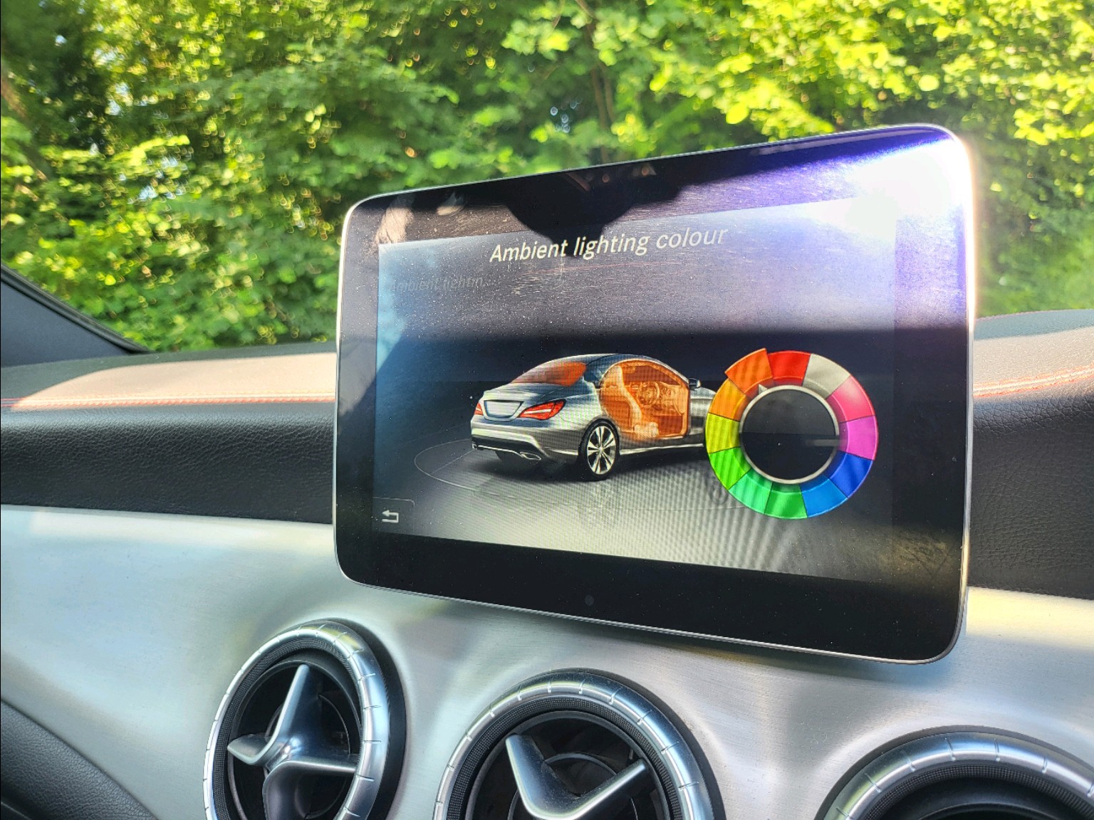 Mercedes Benz CLA