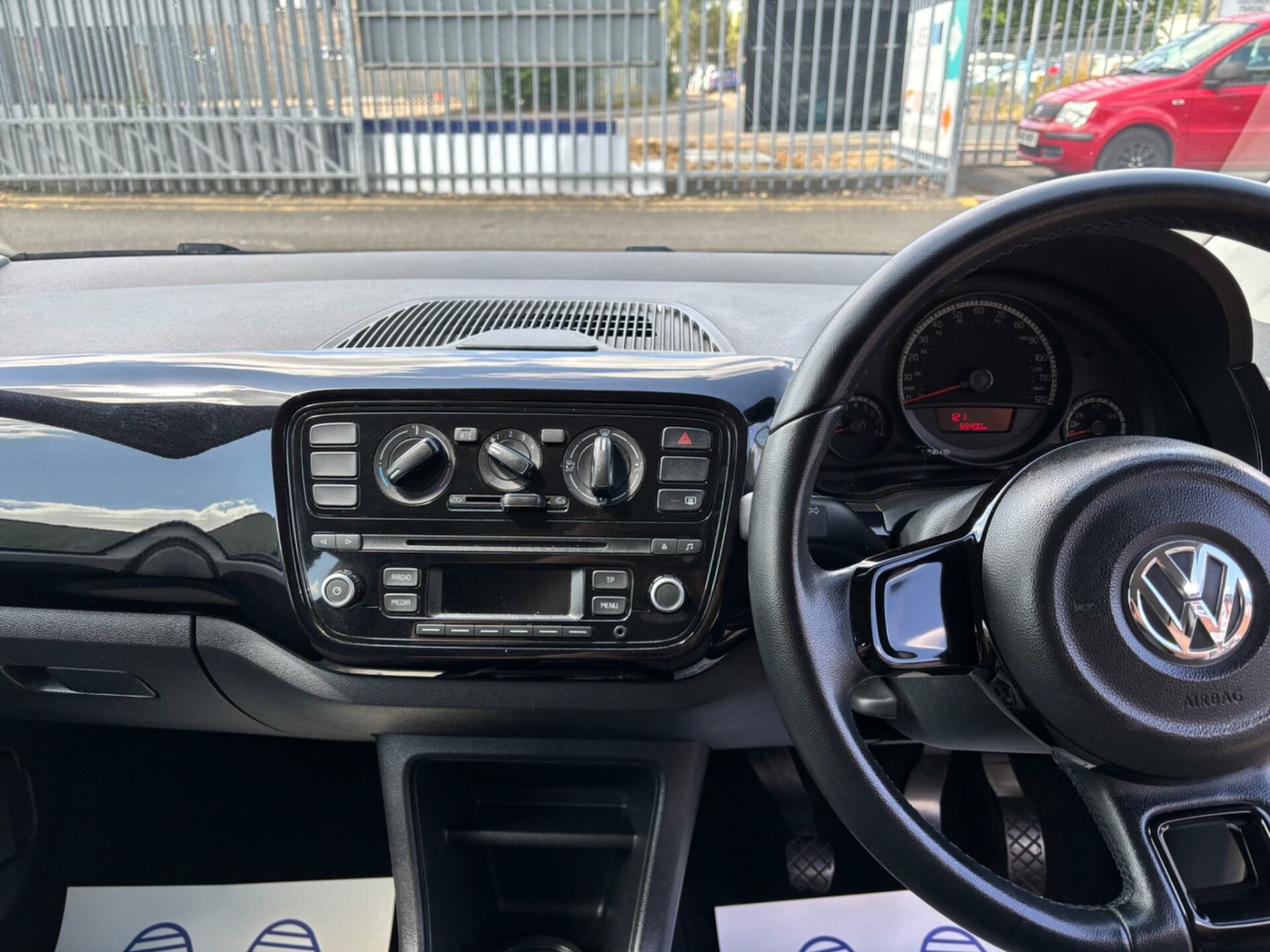 Volkswagen UP