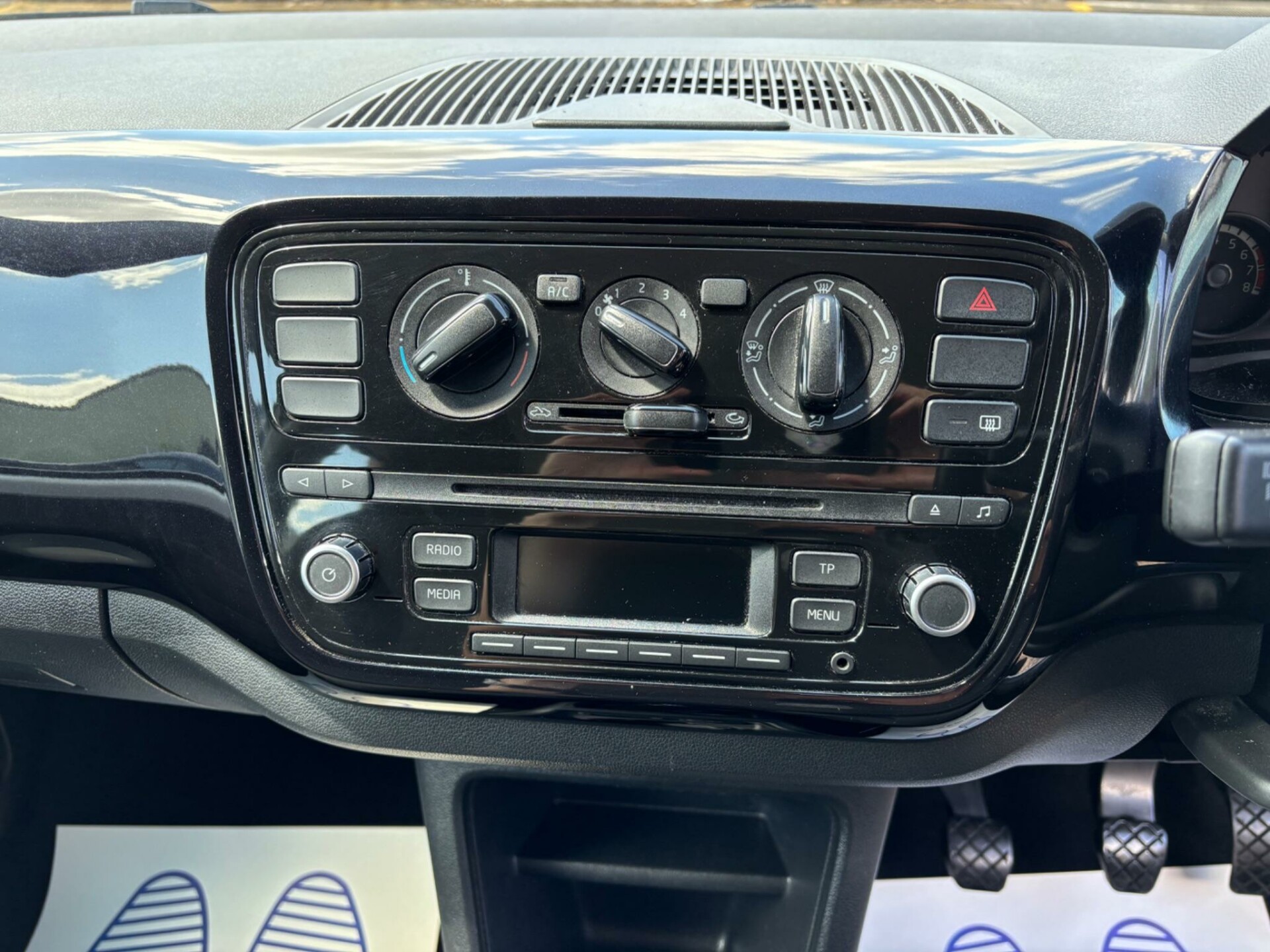 Volkswagen UP