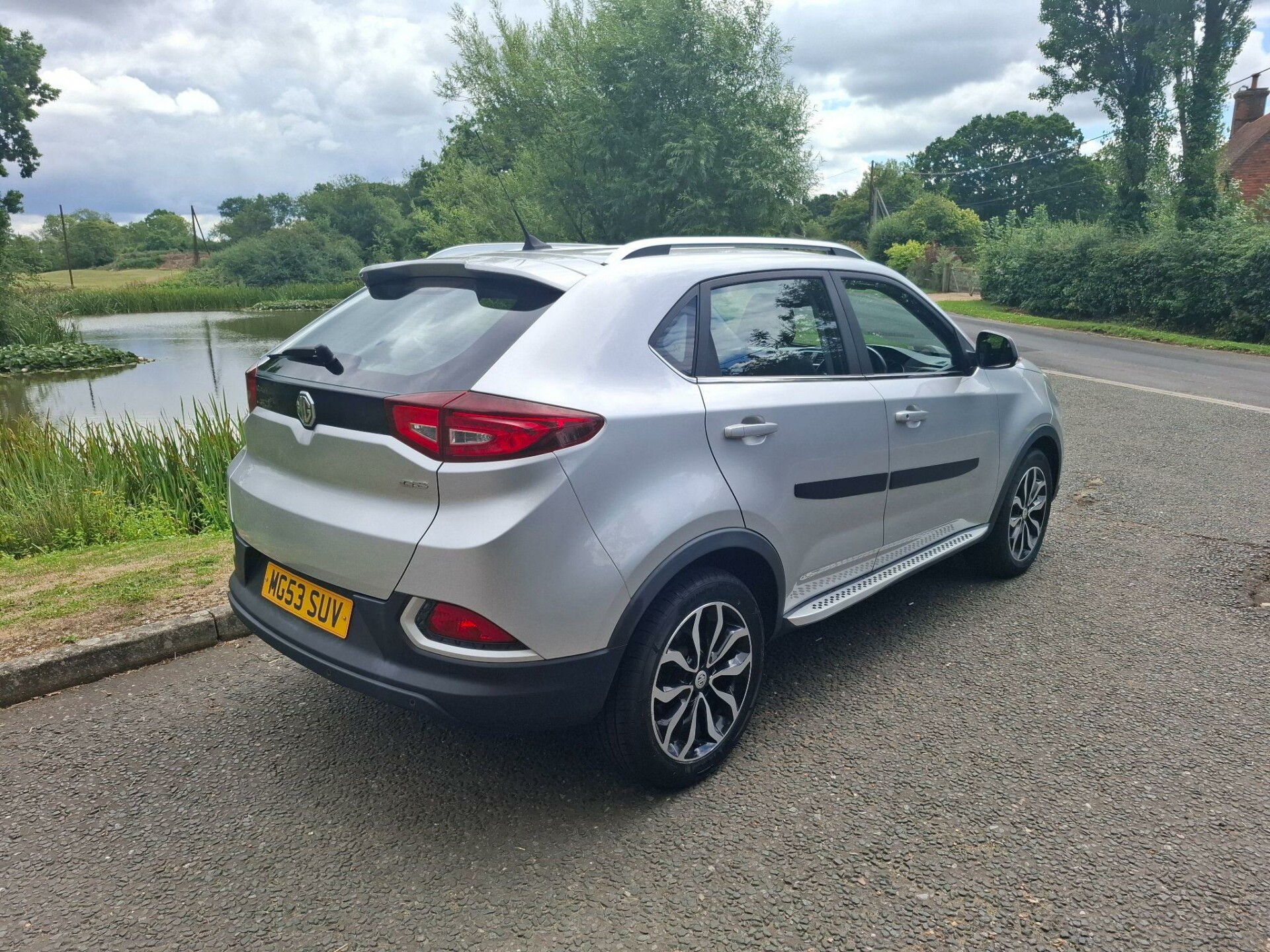 MG GS