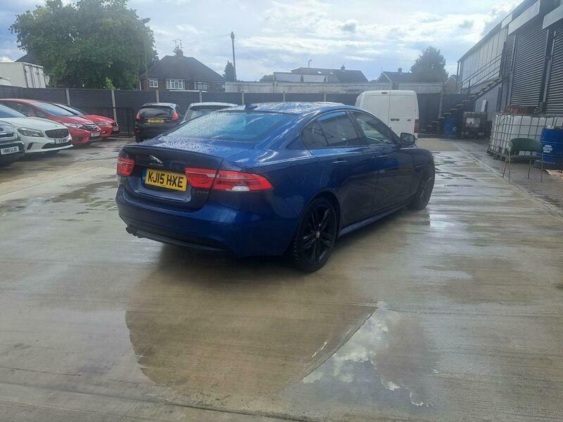Jaguar XE