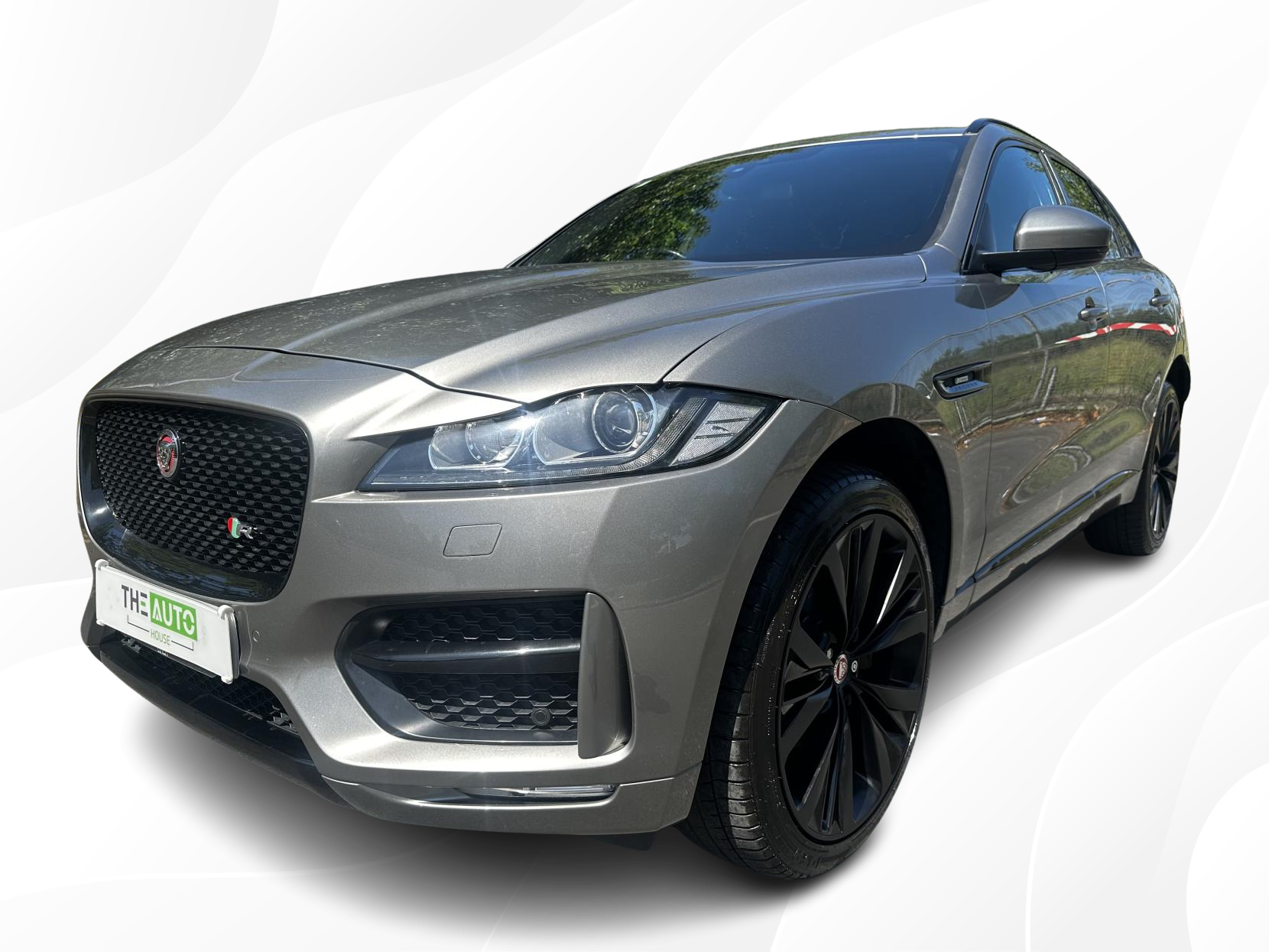 Jaguar F Pace