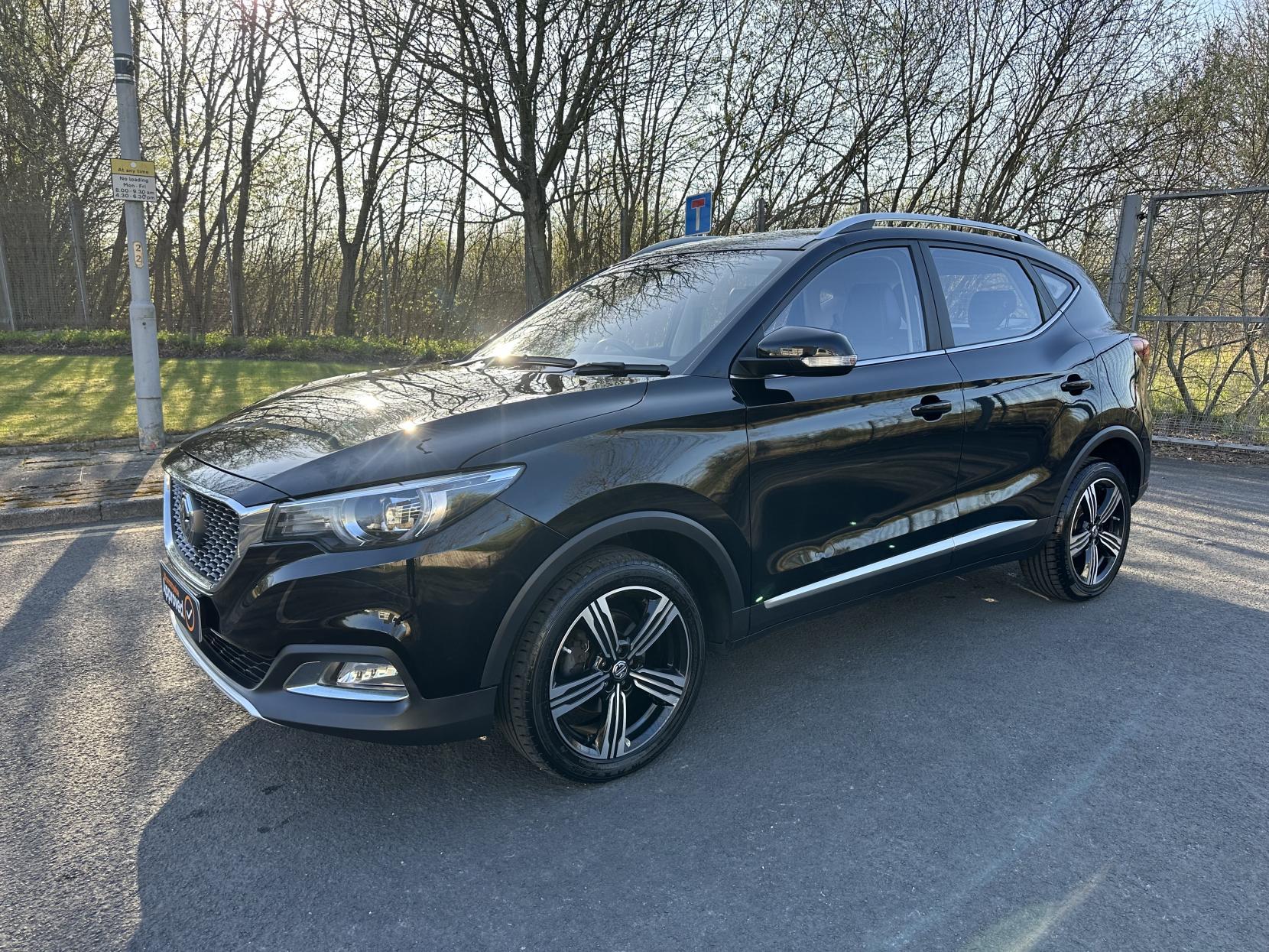 MG ZS