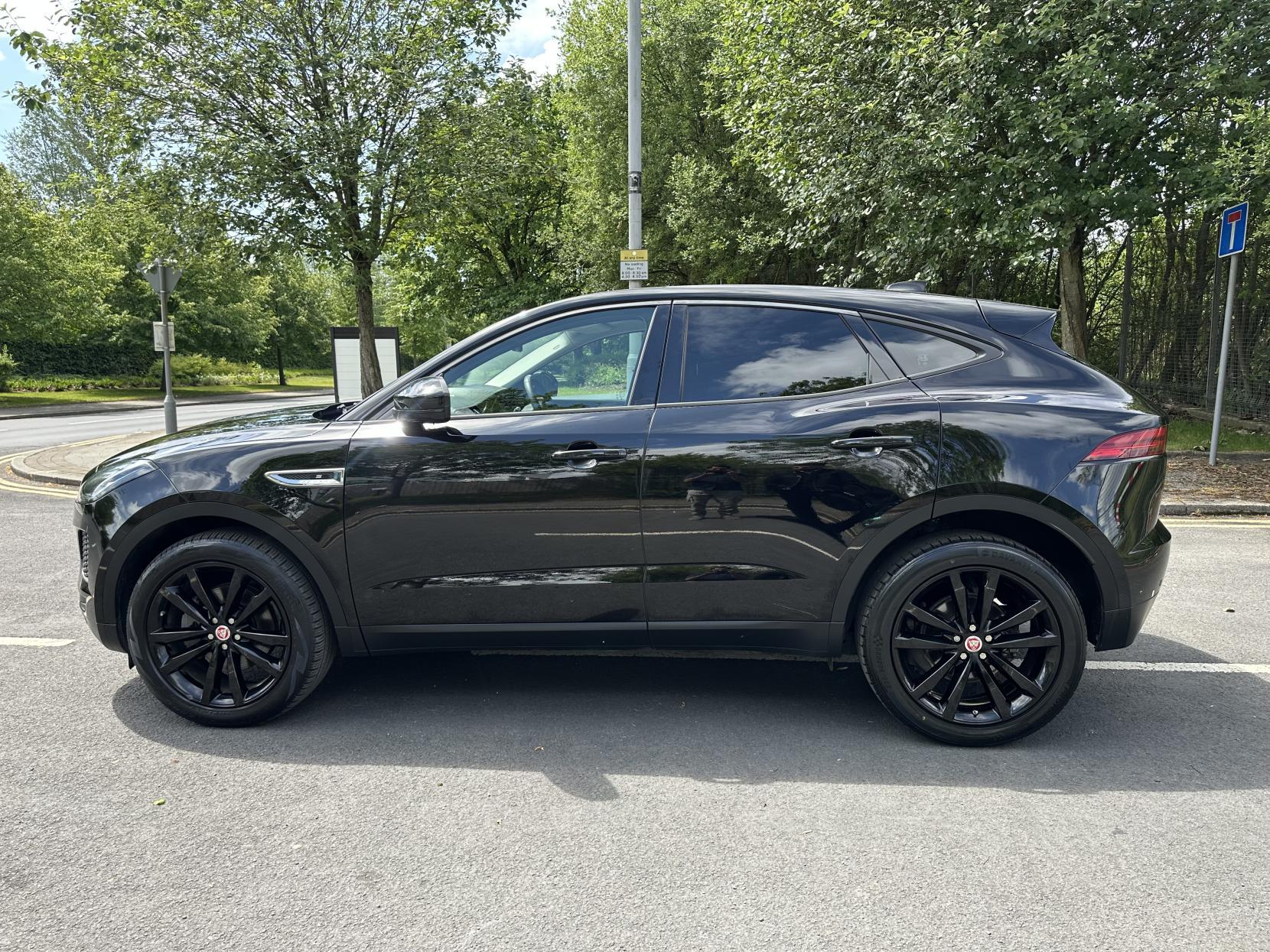Jaguar E Pace