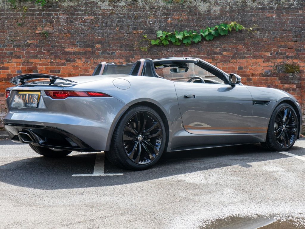Jaguar F Type