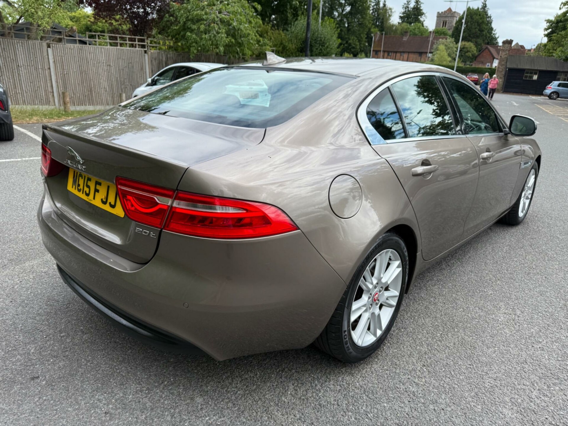 Jaguar XE