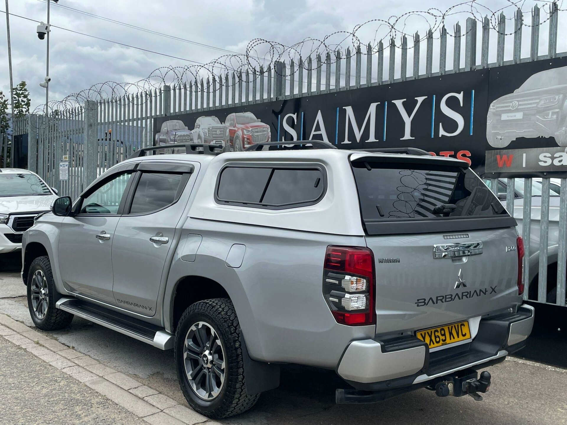 Mitsubishi L200