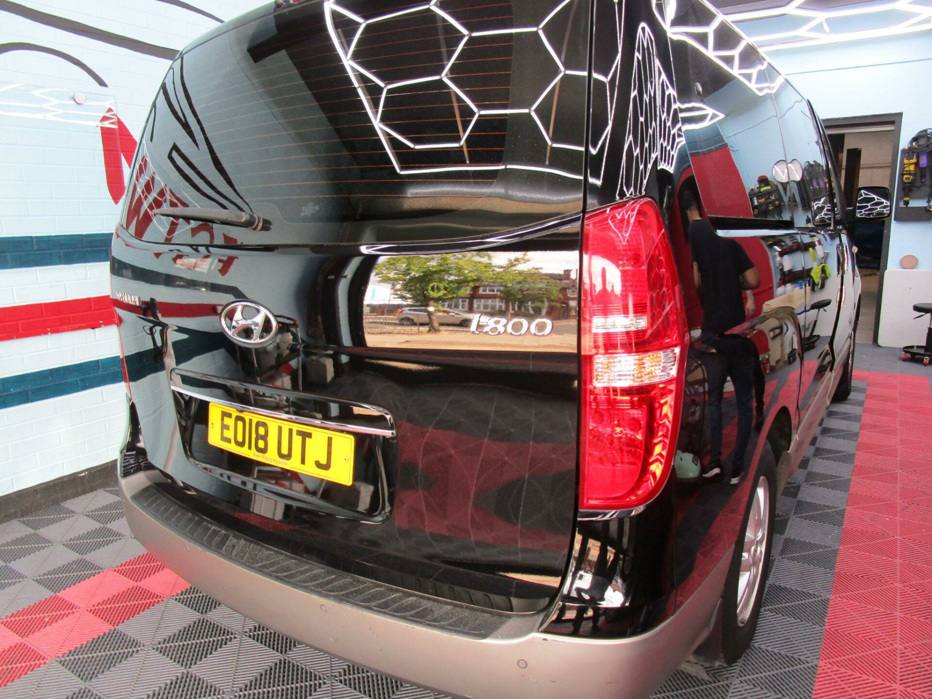 Hyundai i800