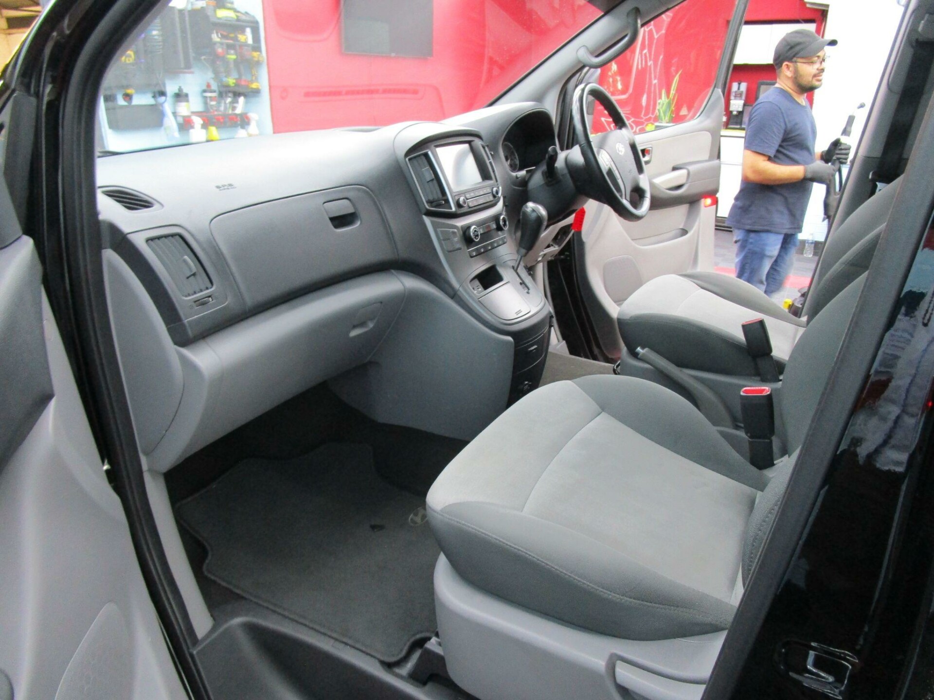 Hyundai i800