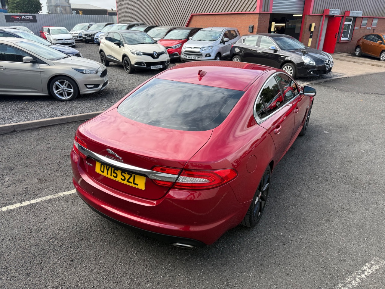 Jaguar XF