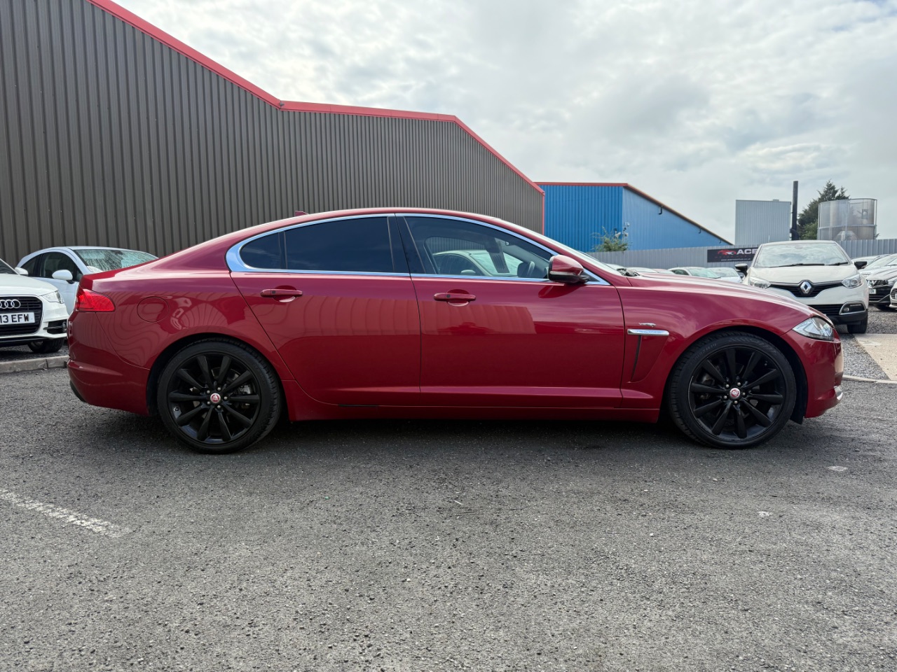 Jaguar XF