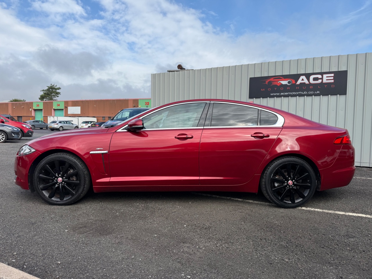 Jaguar XF