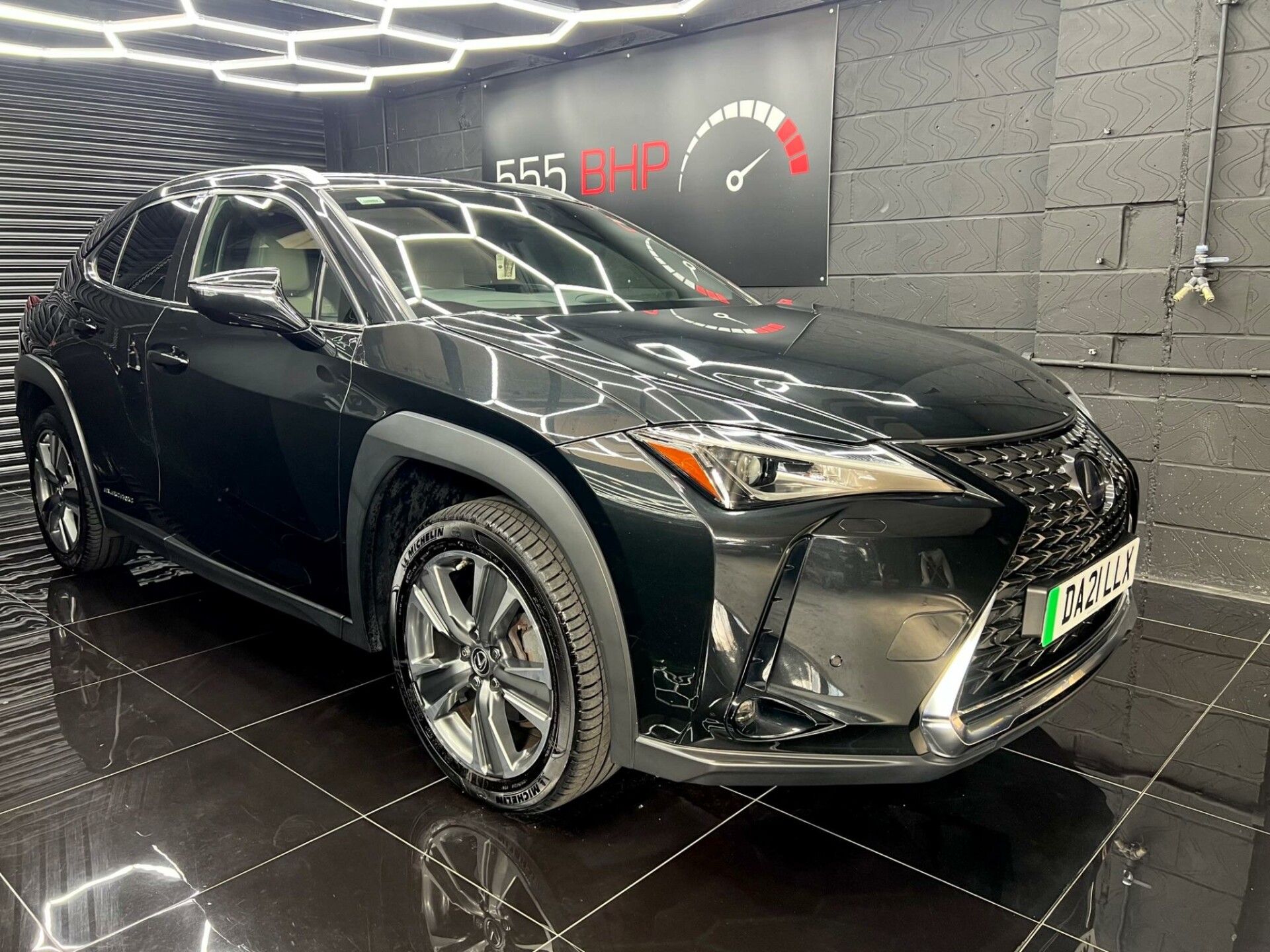 Lexus UX